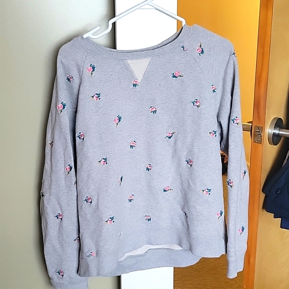 Sweatshirt